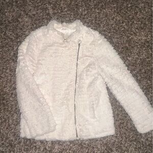 Cream Cherokee faux fur cream jacket. Girls size small. So cute for winter.